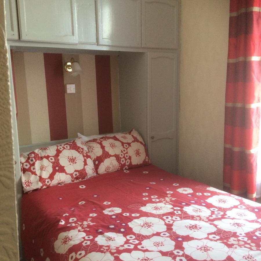 בלקפול Delamere Hotel מראה חיצוני תמונה